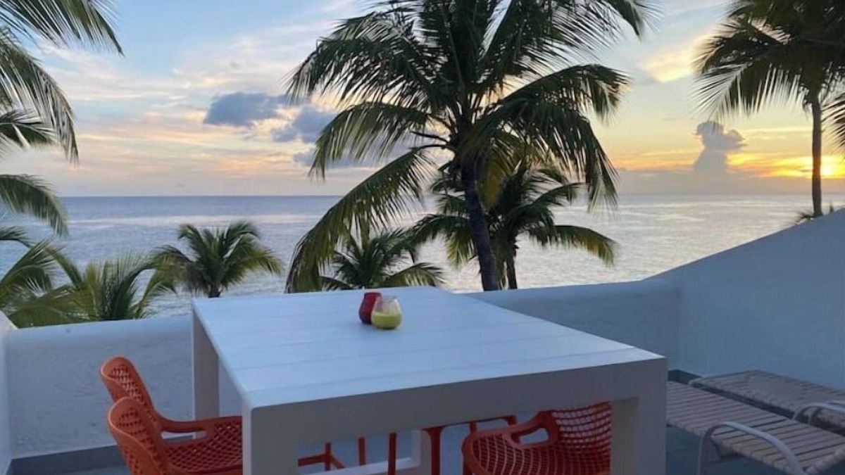 Maho Condo | Oceanfront, 4 balcony condo: Stunning Sunsets