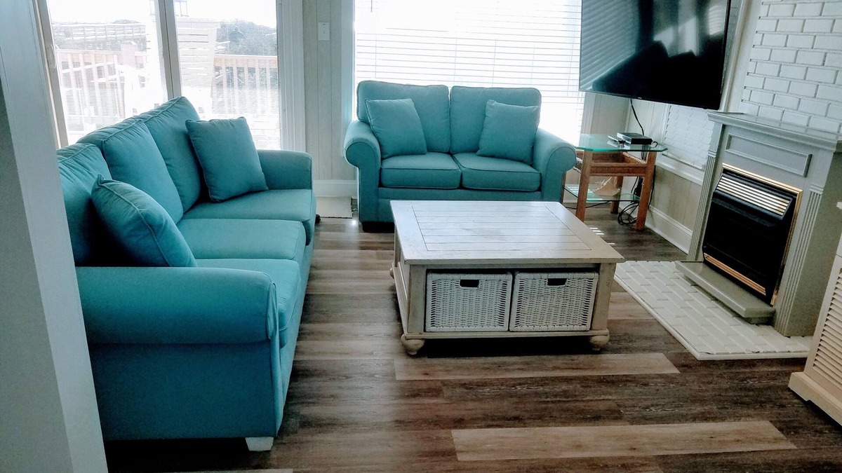 The Point House | OCEANFRONT 4BR, 2 BA House at the Point!