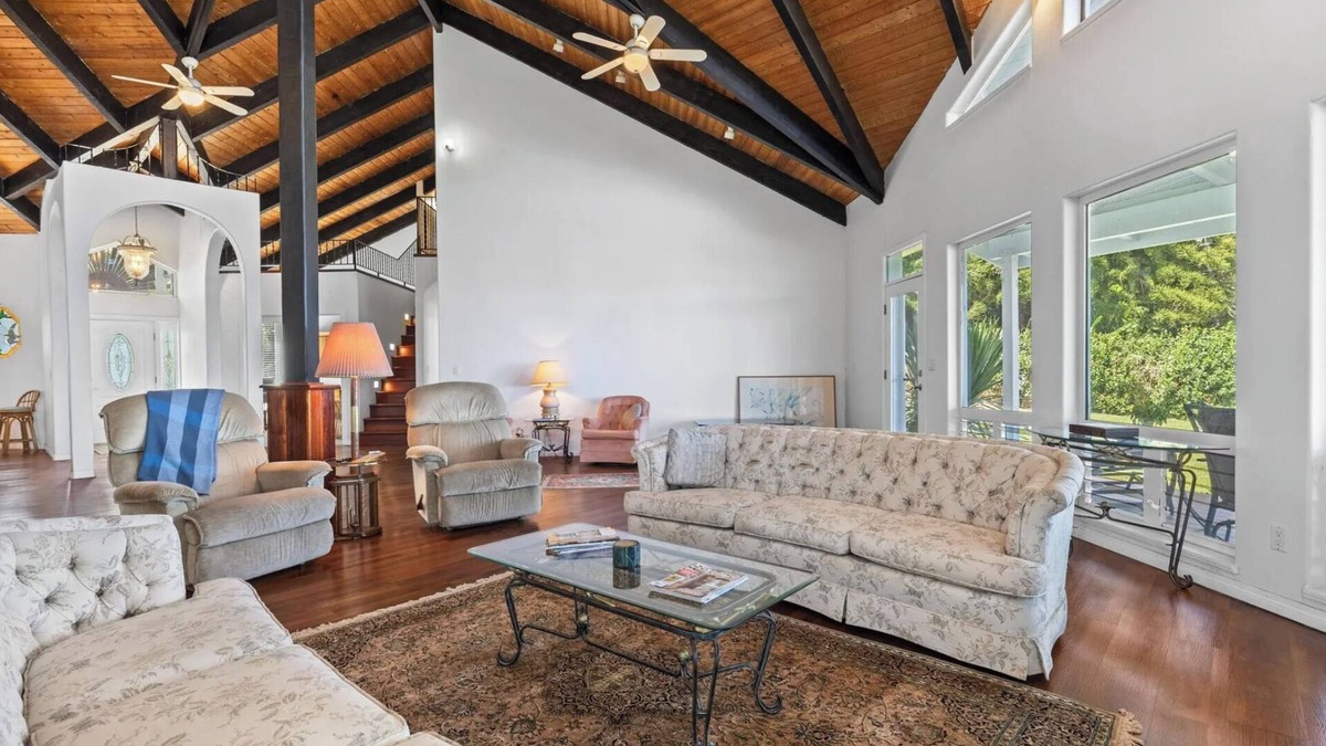 Ookala House | Oceanfront 5-bedroom house in Ookala