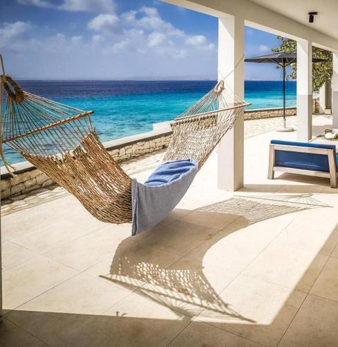 Belnem Villa | Oceanfront 72 & Sunny