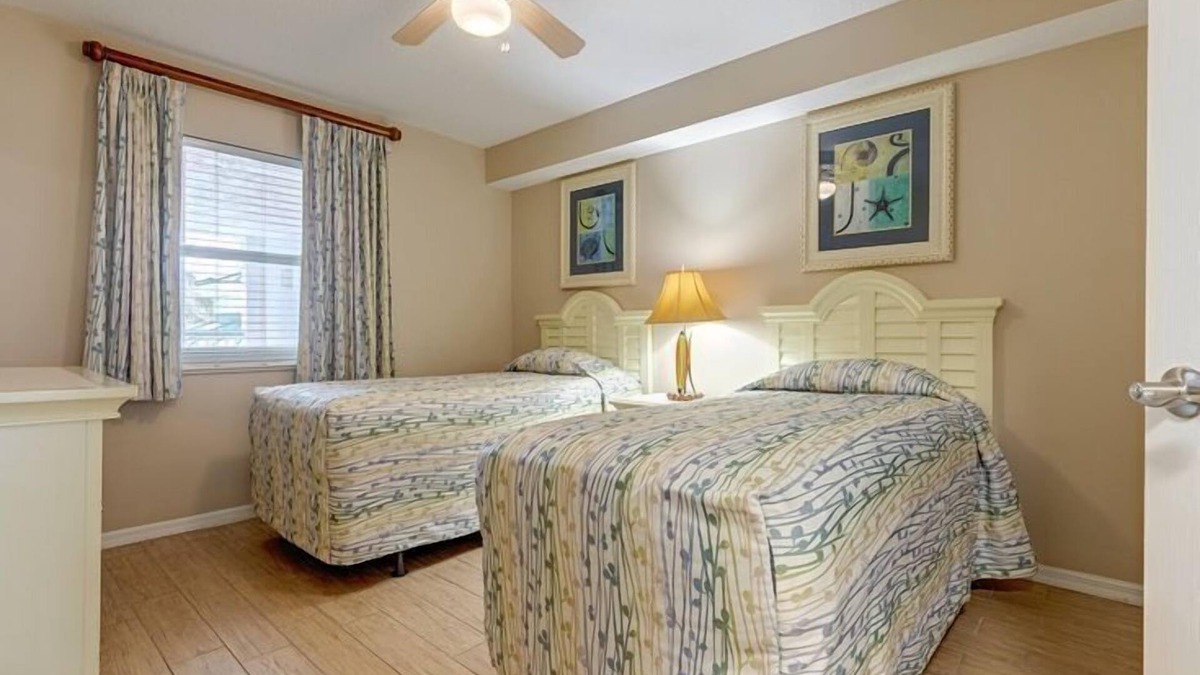 Cocoa Isles Condo | Oceanfront Accessible Condo w/Balcony