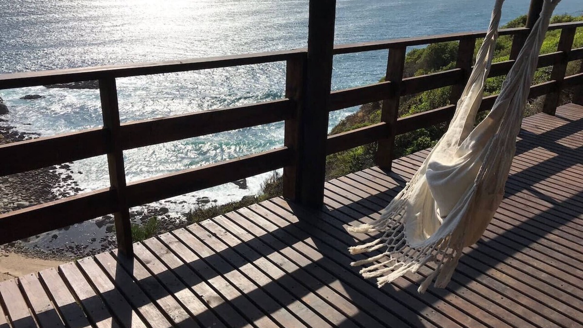 Tunquen Cabin | Oceanfront Apartment Estudio Acantilado