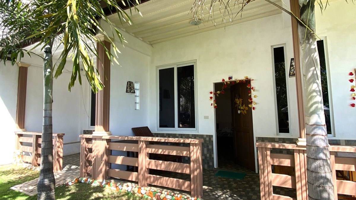 Lazi Resort | Oceanfront Beach Resort