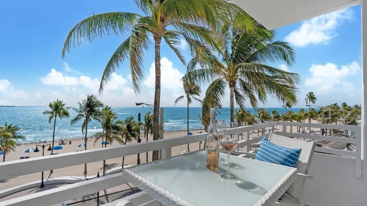 Central Beach Apartment | Oceanfront Condo with Stunning Views