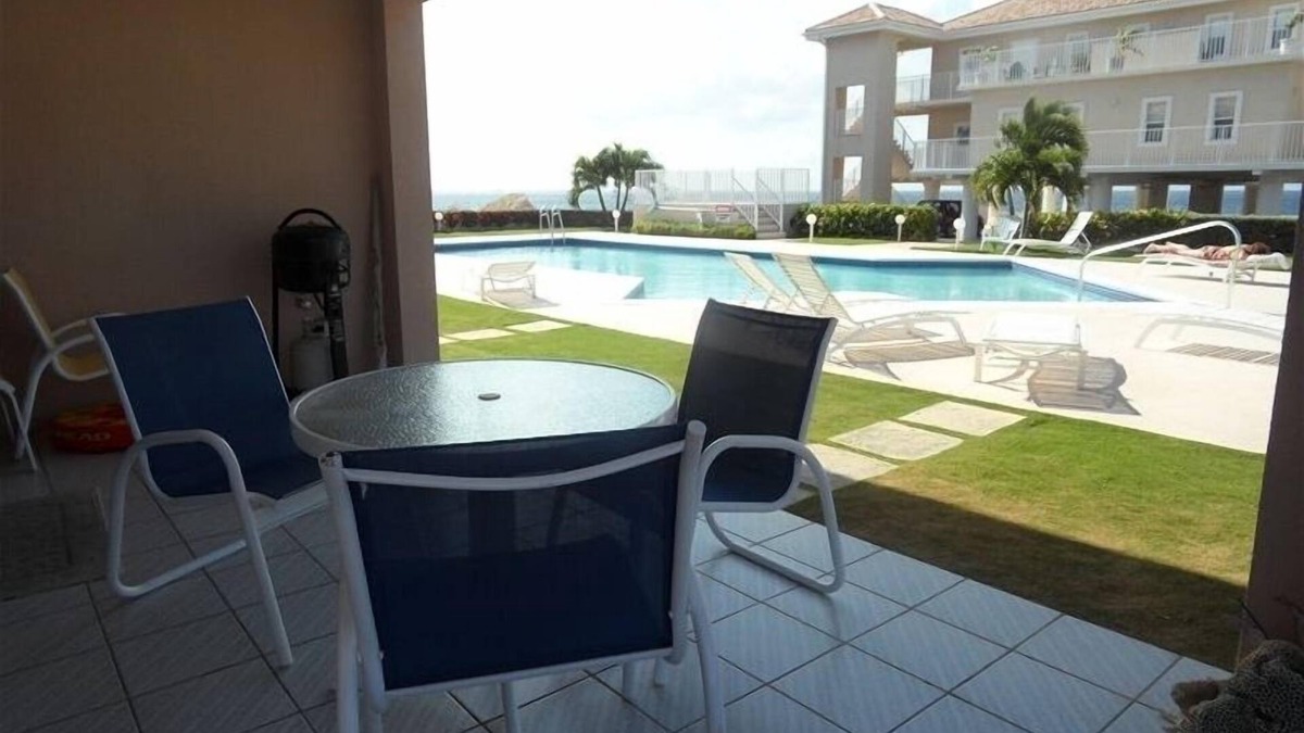 Northwest Point Condo | Oceanfront Diver's paradise! First Floor Ocean Front Condo. Great Location!