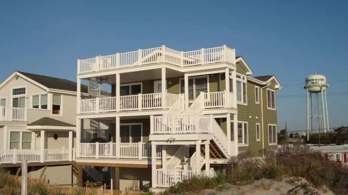 South Beach Haven House | Oceanfront Duplex - with Direct Beach Access