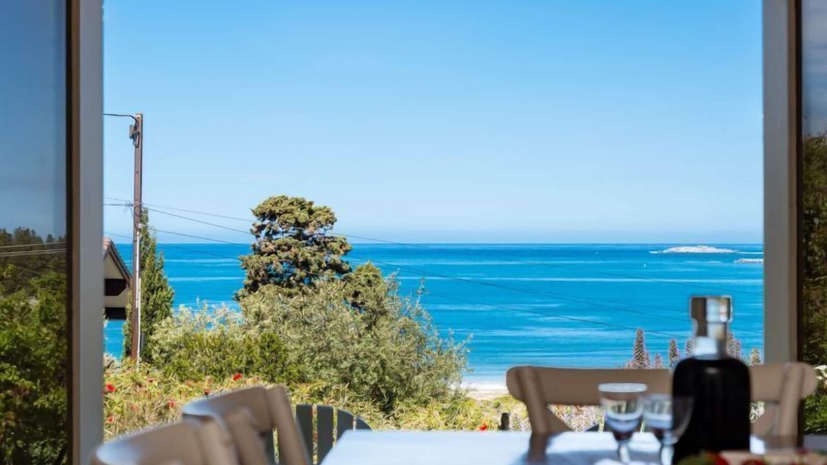McCracken Villa | Oceanfront Haven with Unparalleled Views and Retreat Living