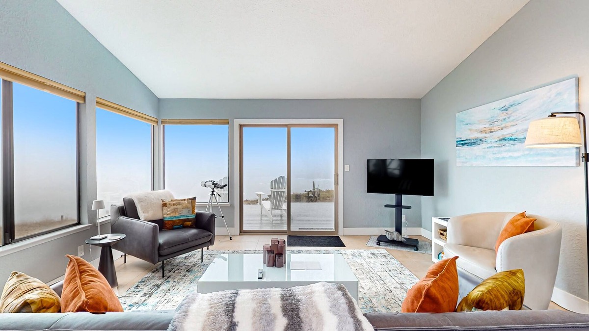 Albion House | Oceanfront Home w/Private Hot Tub, Deck, WiFi, & Spectacular Views
