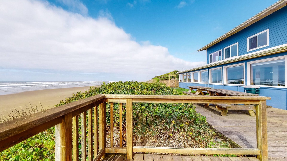 Edgewater Shores House | Oceanfront Home with Ocean View, High-Speed WiFi, Washer/Dryer, & Gas Fireplace