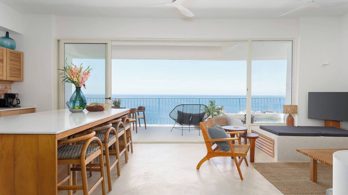 Hidalgo Condo | Oceanfront Luxury with Private Pool in Puerto Escondido