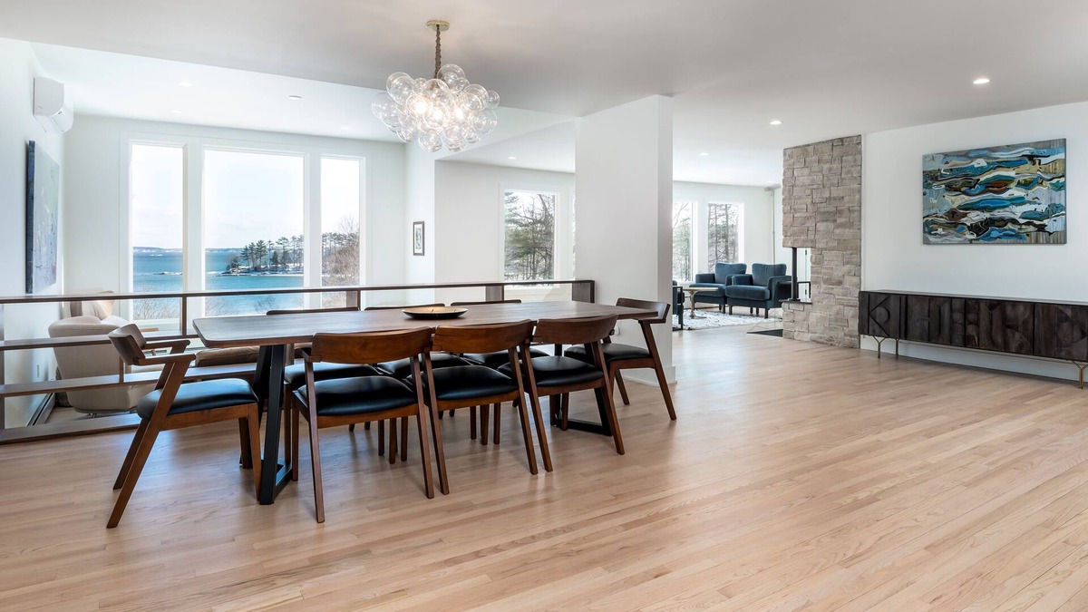 Falmouth Foreside House | Oceanfront Luxury Modern Home - Heated Pool & Hot Tub - Minutes to Old Port