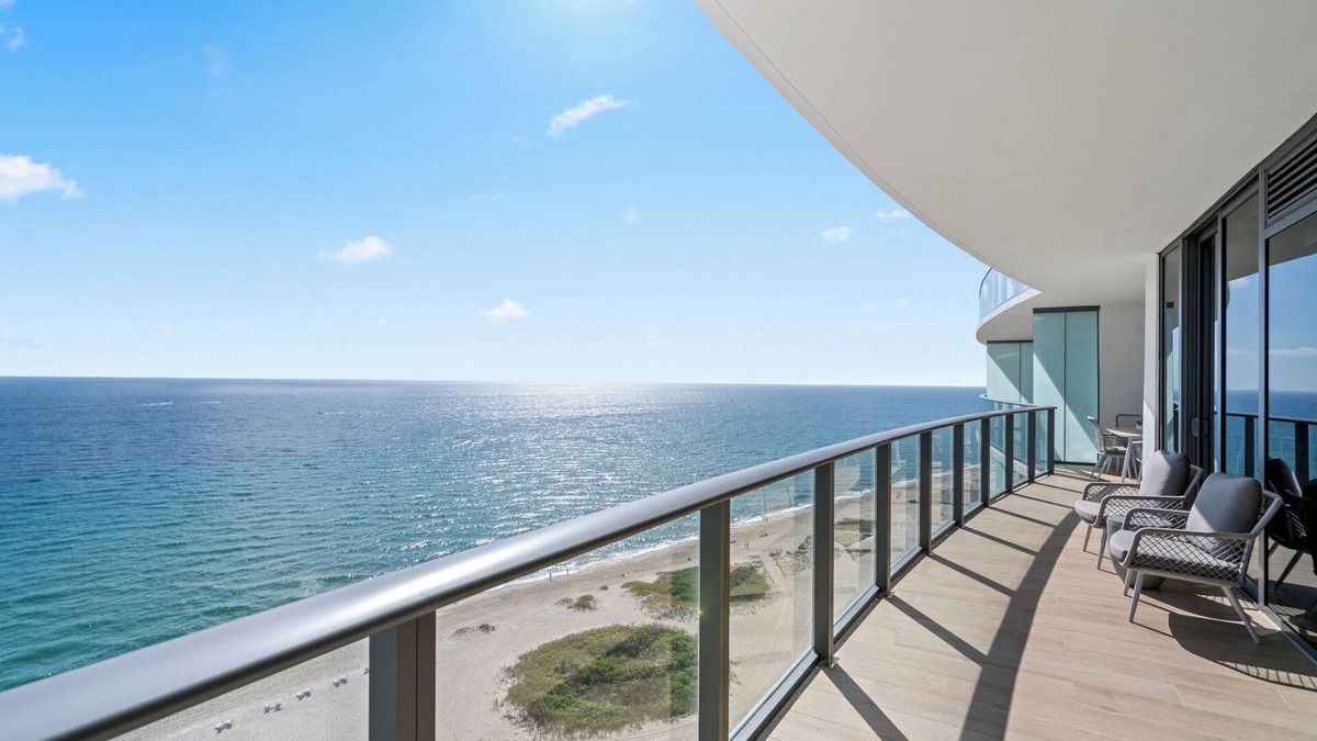 Pompano Beach Condo | Oceanfront Luxury Retreat, 2BR Condo with Resort Amenities in Pompano Beach