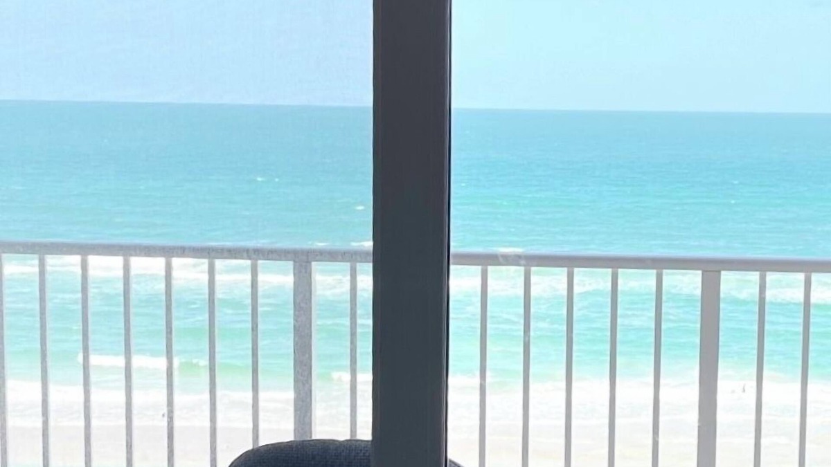 Ponce Inlet Condo | Oceanfront Ponce Inlet FL, Top-floor 2/2, Remodeled with higher kitchen ceiling