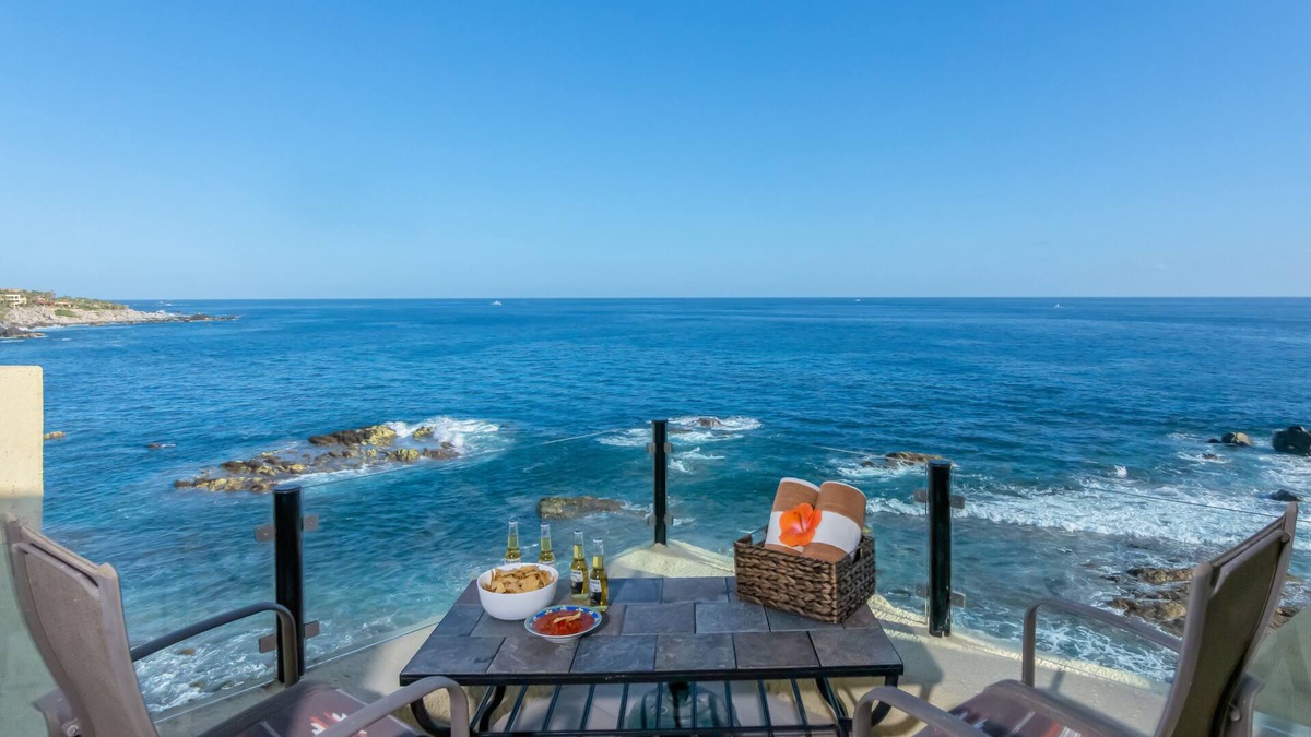 Cabo Bello Condo | OCEANFRONT, REMODELED, AMAZING LOCATION!