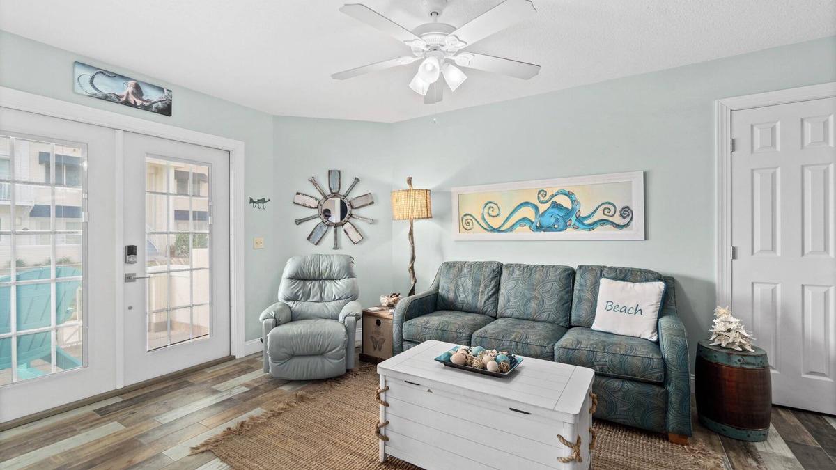 Cape Caneveral Beach Gardens Condo | Oceanfront Resort Style | Heated Pool | 1 Bed+Flex | Ground Floor | Beach Gear