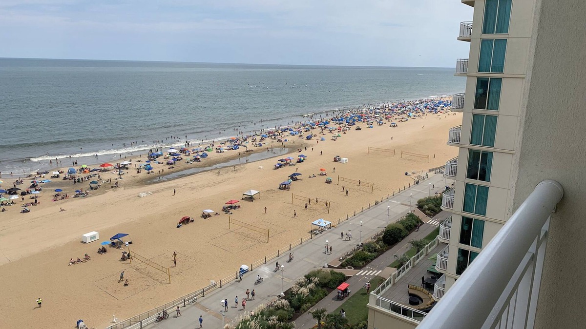 Northeast Virginia Beach Resort | Oceanfront resort on Virginia Beach Boardwalk