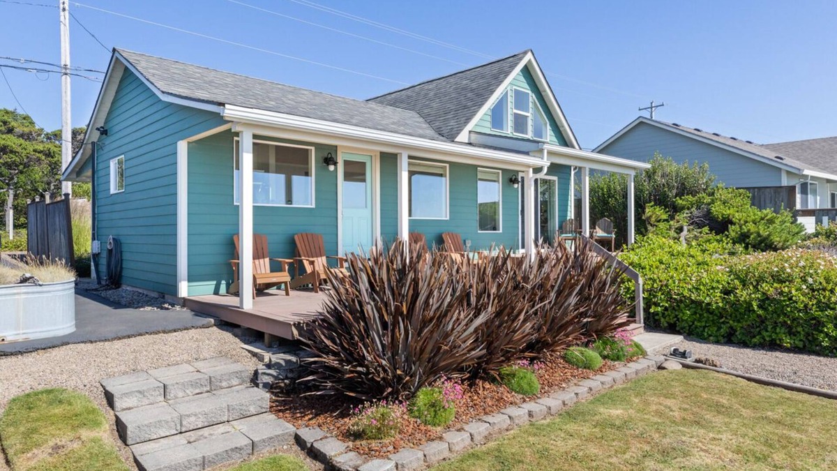 South Beach Cottage | Oceanfront- Sea Gem Cottage
