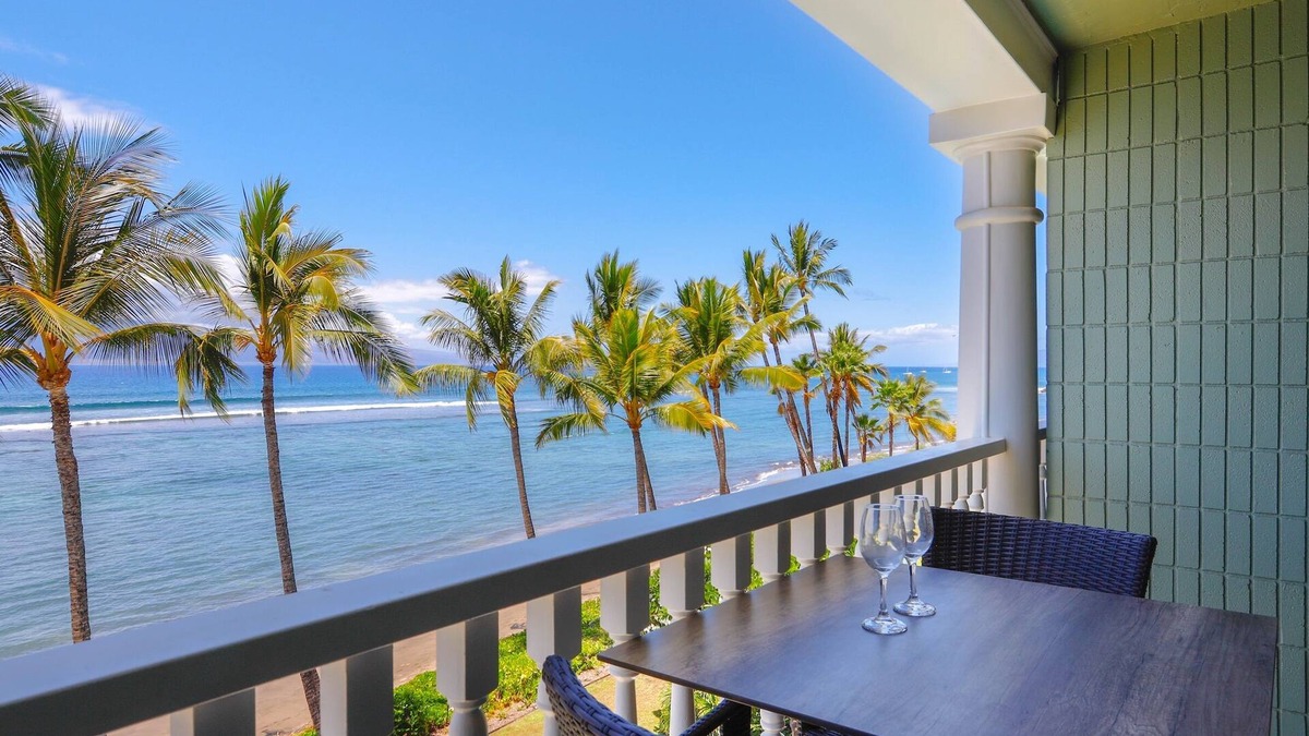 Historic Lahaina Front Street Condo | Oceanfront Studio at Lahaina Shores 417 – Pool, Spa & Stunning Sunset Views