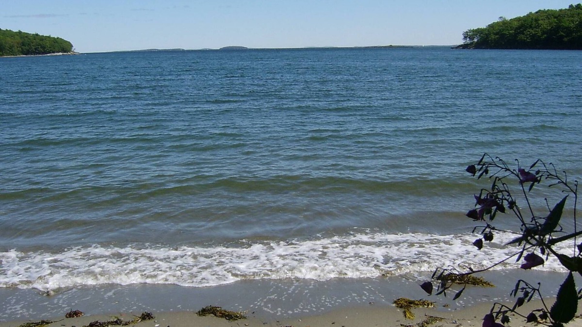 Glen Cove House | Oceanfront,Unobstructed Views Private Onsite ocean access to a small sandy beach