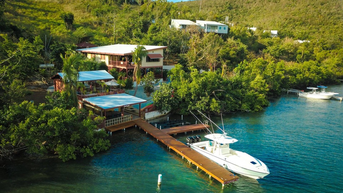 Fulladoza Bay Villa | Oceanfront Villa W/Dock, Nature Reserve Location Area-Soldier's Point Beach.