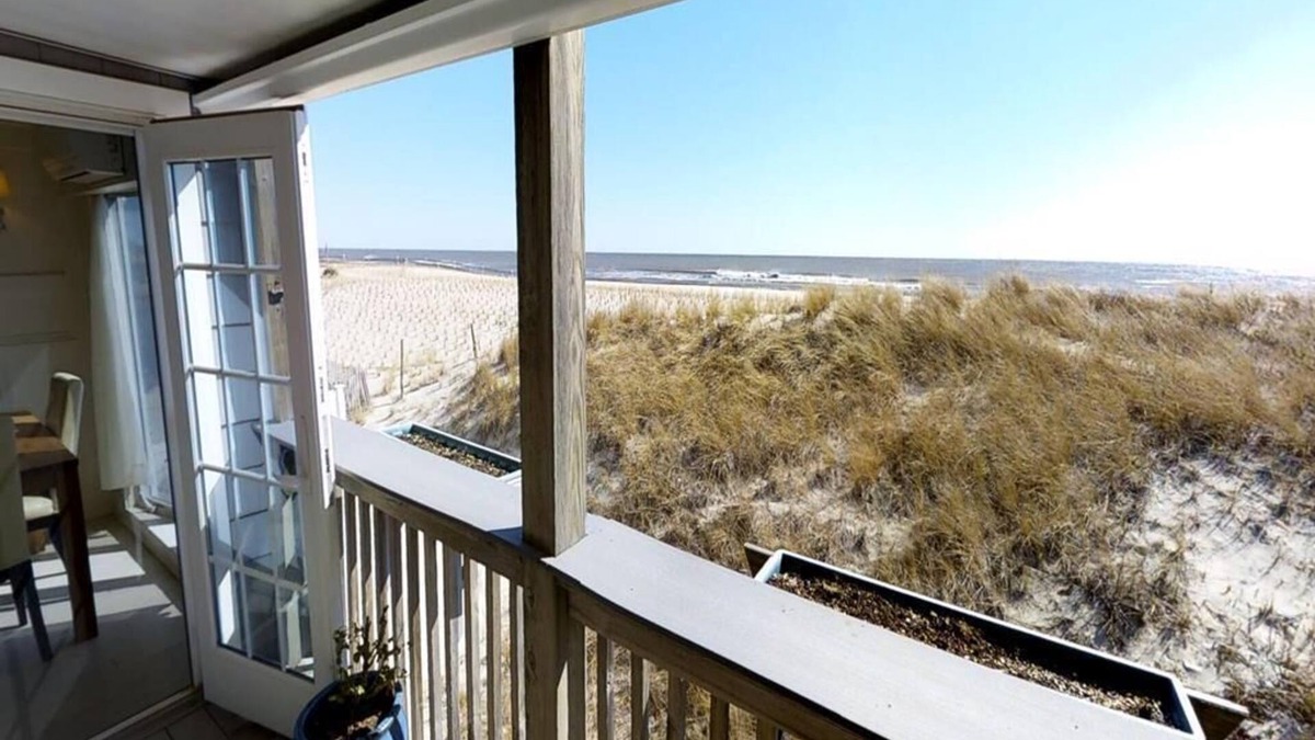 Ship Bottom Condo | Oceanfront. Wifi. Deck. O/S. Oceanviews. Deck. Beach Chairs.140201