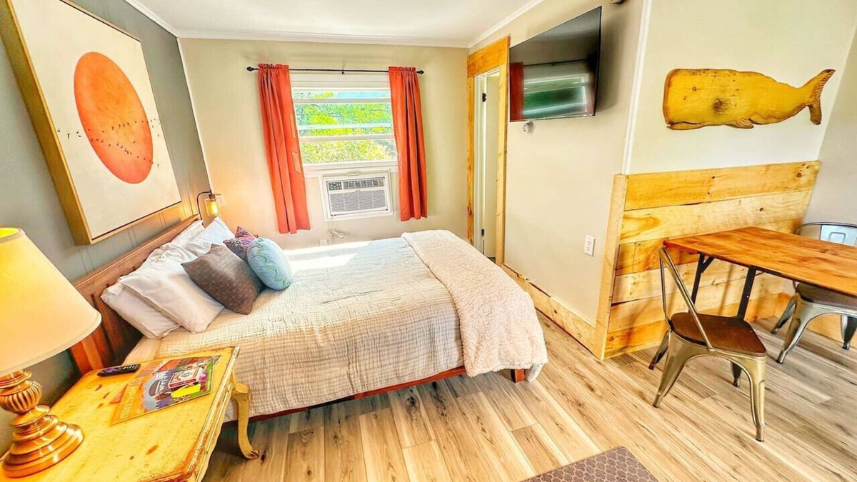 Manchester Center Hotel | Oceans 8 minutes to Manchester Vermont