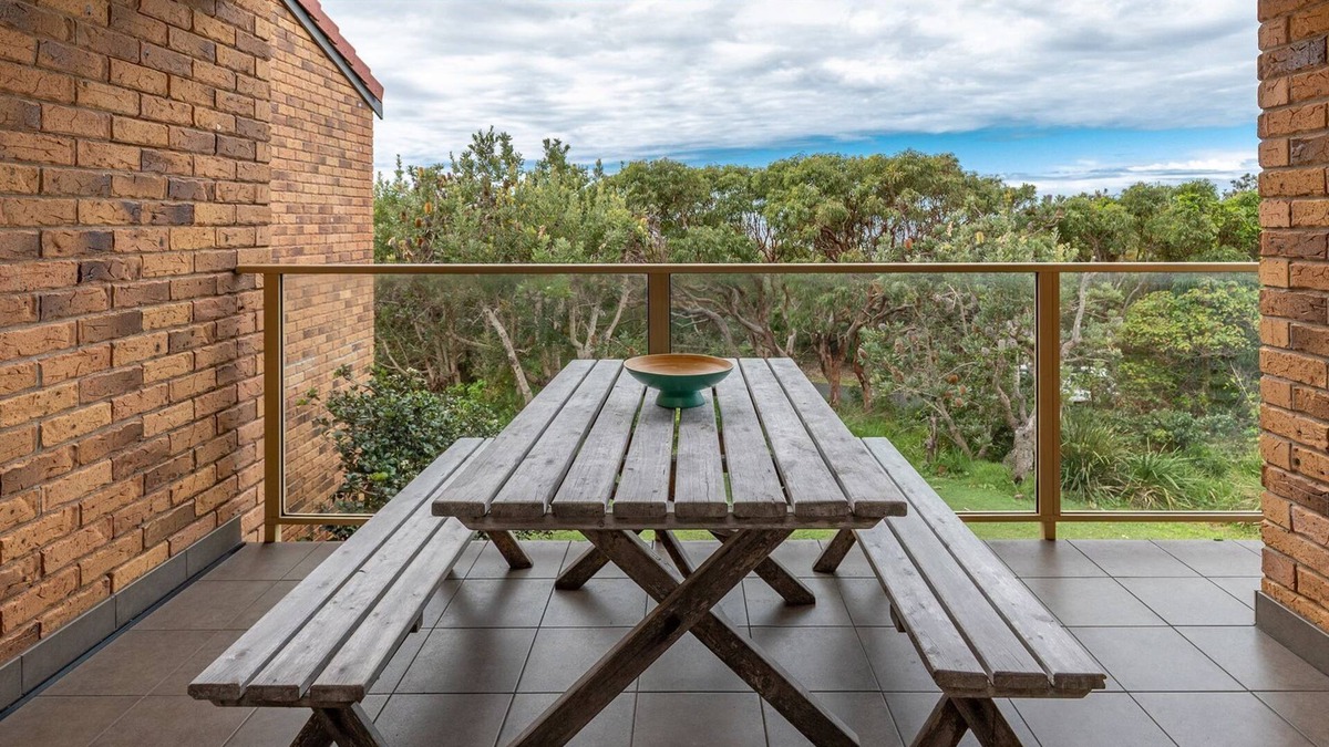 Boomerang Beach Apartment | Oceanside 20 - Sapphire