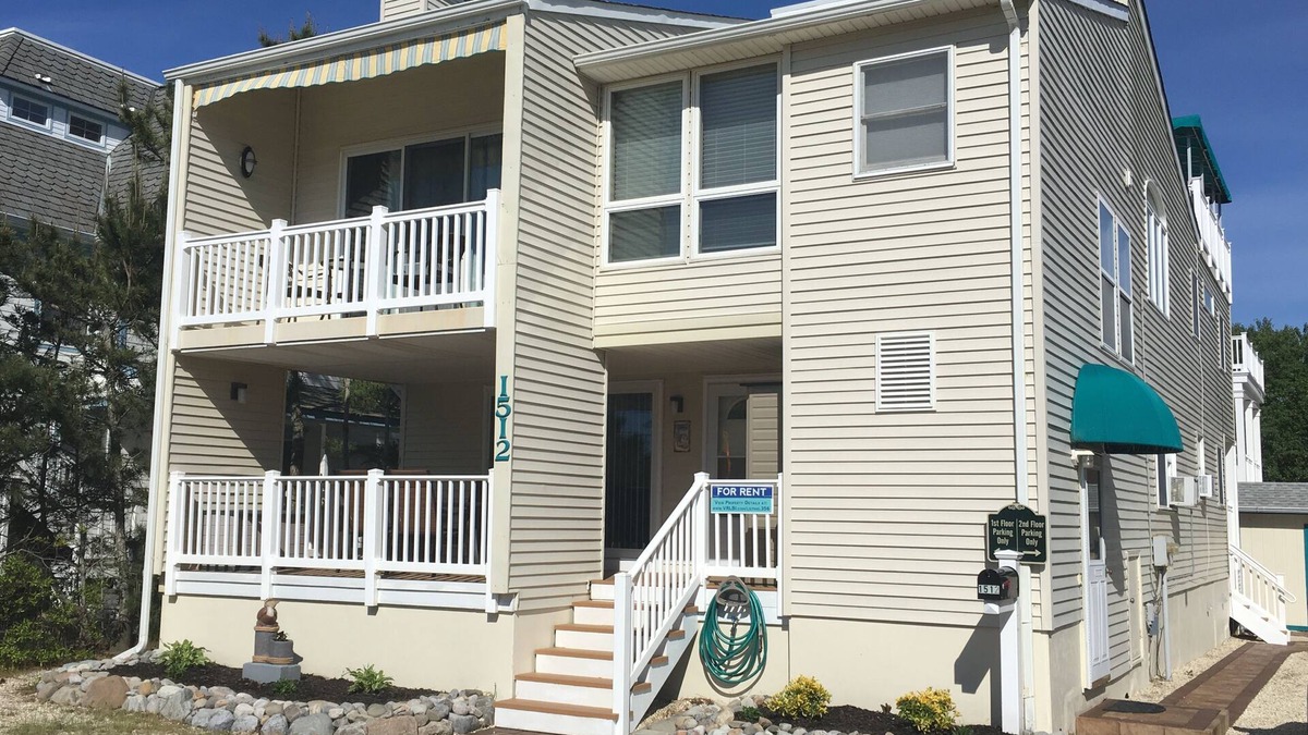 Beach Haven House | Oceanside, 3rd House From Beach, Near Shops & Attractions -First Floor, 2 Baths!