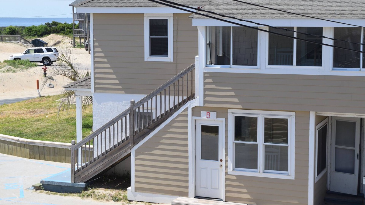 Buxton Cottage | Oceanside Accommodations - Efficiency Room with Cooking