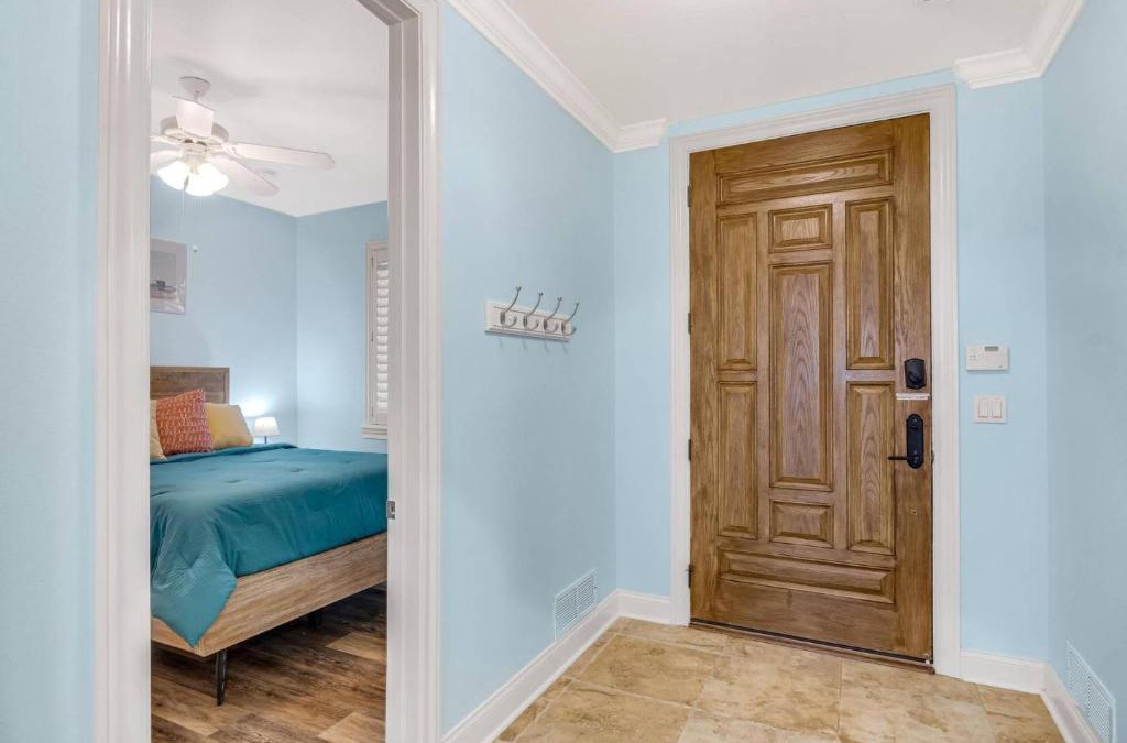 Beverly Beach House | Oceanside Luxury Condo - Ocean View - Pool - Intracoastal Access