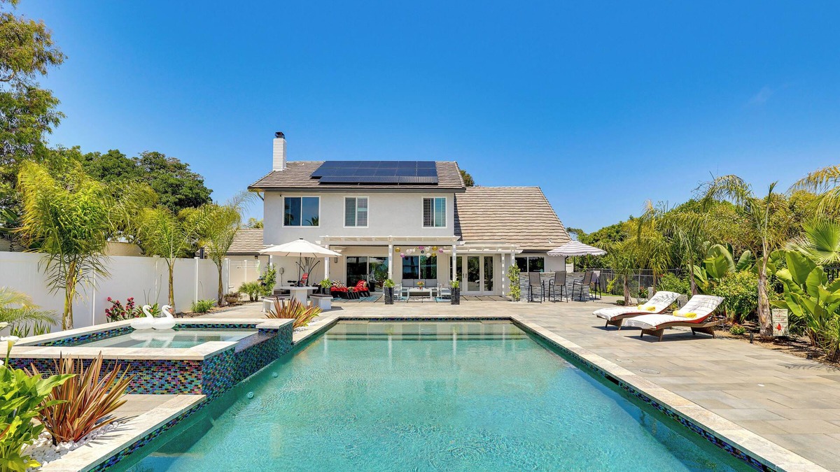 Henie Hills Villa | Oceanside Retreat w/Heated Pool ~ 6 Mi to Beach!