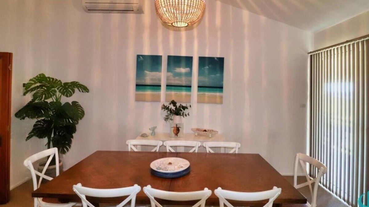 Caves Beach House | Oceanview Beachhouse- Panoramic views and pool