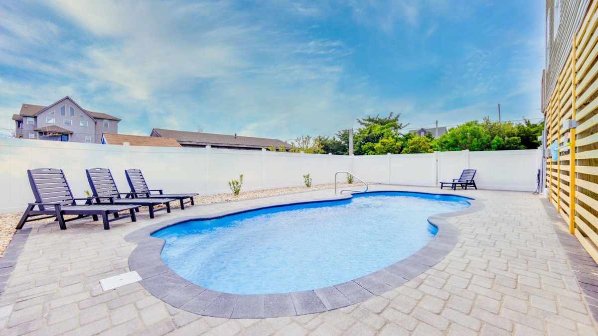 Salvo House | Oceanview Dog Friendly Home w/Private Pool & Hot Tub. Your Vacation Safe Haven!