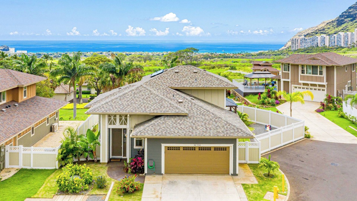 Makaha Valley House | Oceanview Makaha Valley Retreat | Gated | Near Golf & Sandy Shores