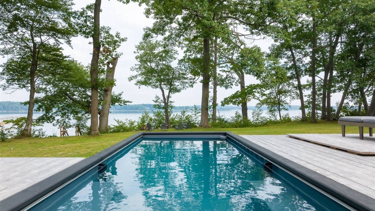 Yarmouth House | Oceanview Oasis: Modern Luxury Meets Seaside Serenity at This Exclusive Coastal