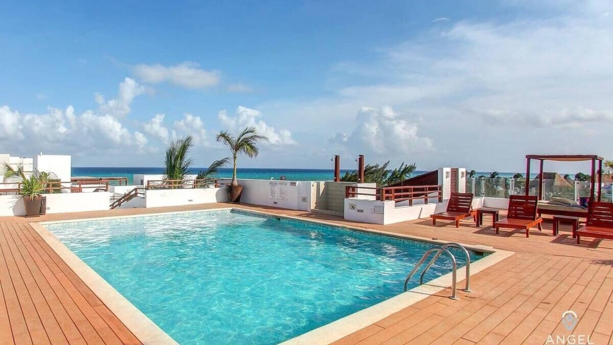 Zazil-ha Apartment | Oceanview Rooftop Pool | Steps to Coco Beach