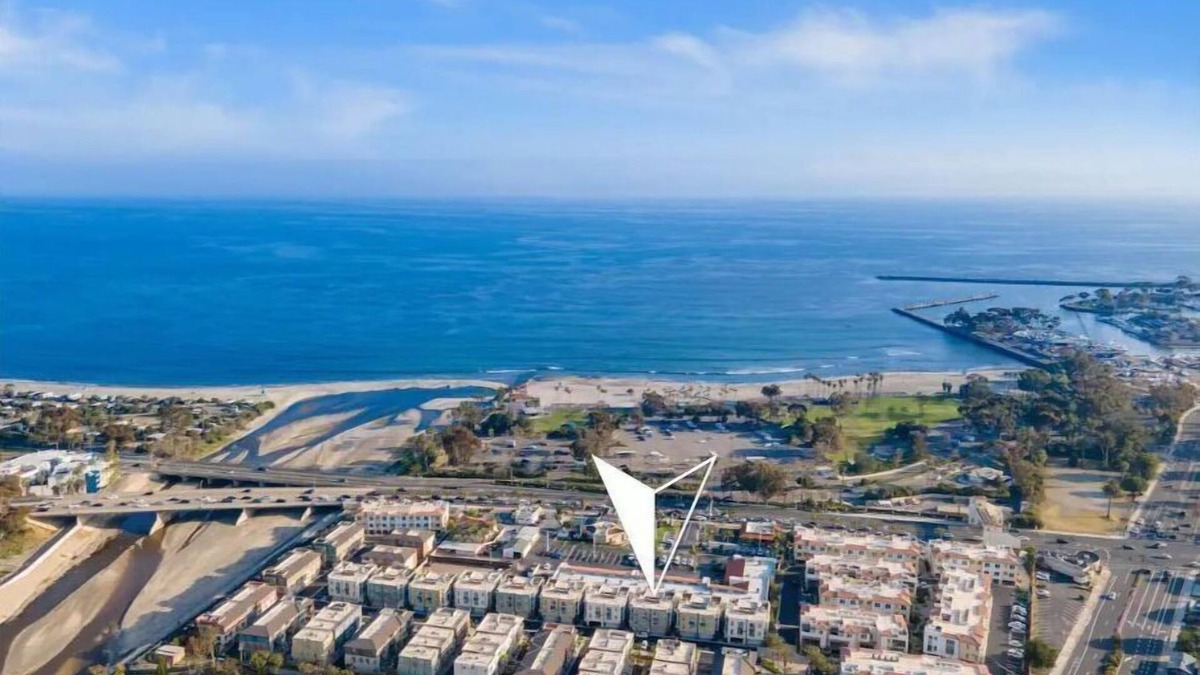 Del Obispo Apartment | Oceanview rooftop deck, pool, hot tub | Doho Haus