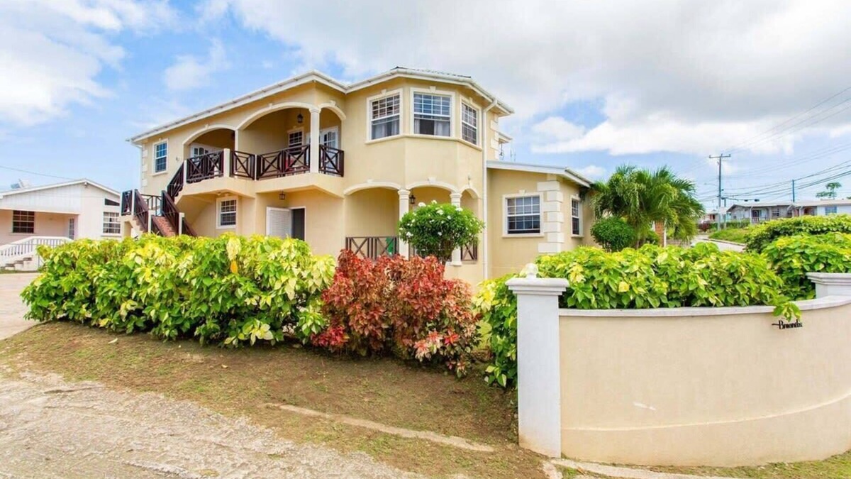 Fryers Well Apartment | Oceanview Terrace, Walk to Beach, WiFi & Parking