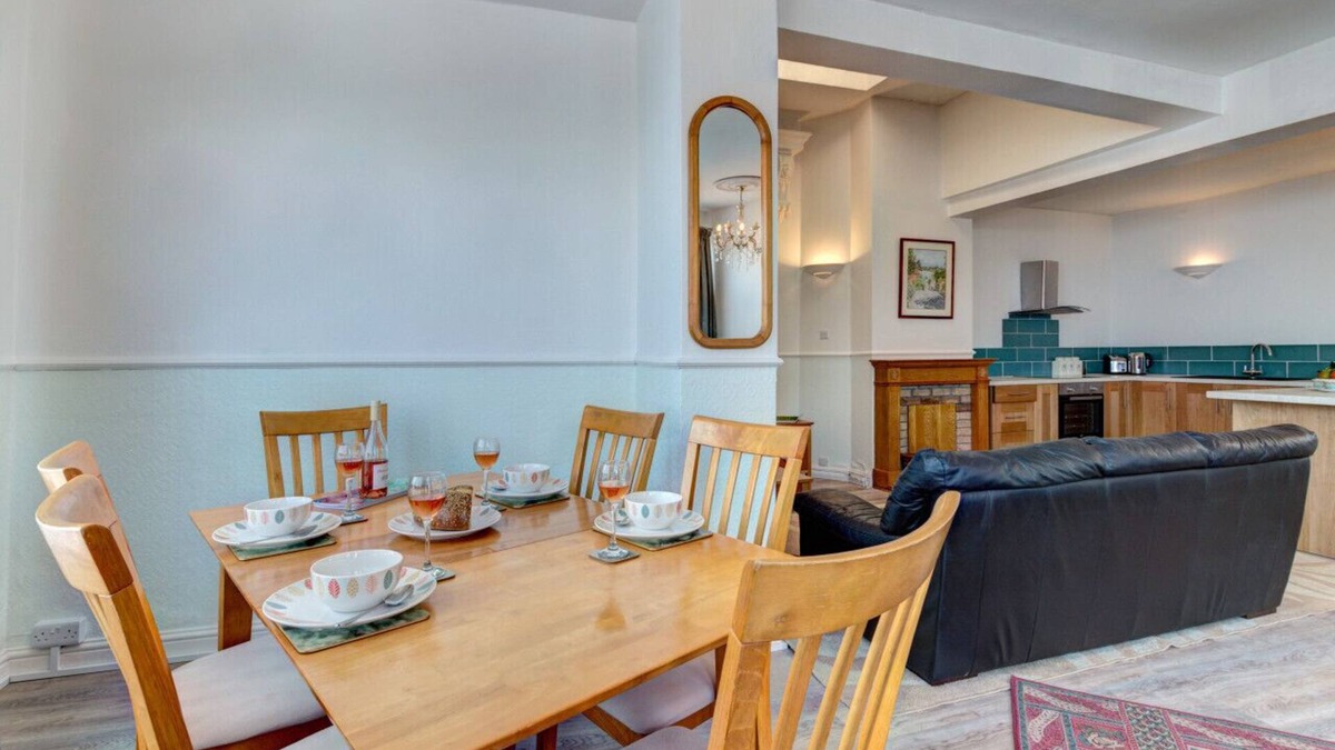 Babbacombe Apartment | Oddicombe Hall Flat 2