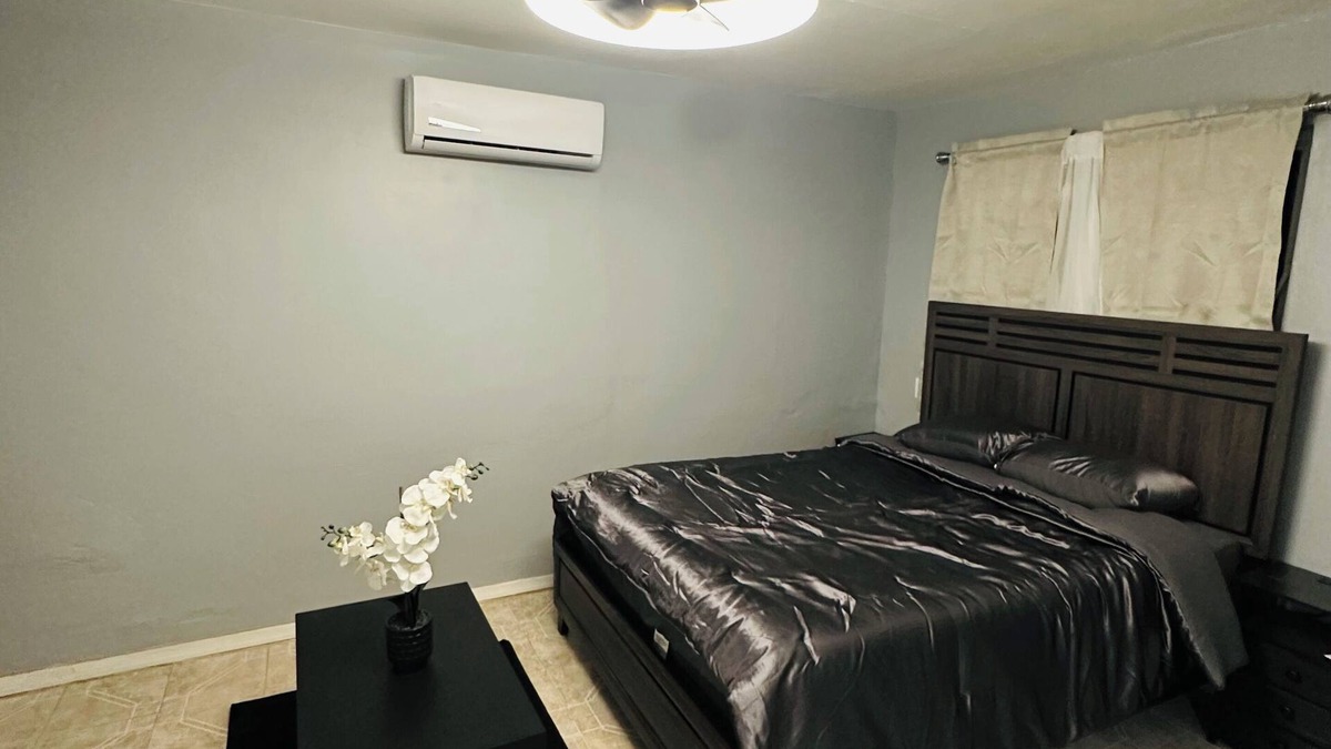 El Paso Apartment | Odriozola’s Vrbo Studio
