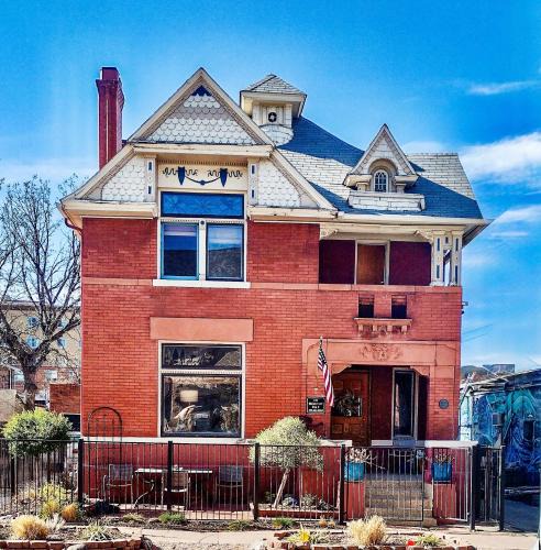 Speer Bed & Breakfast | Off Broadway B & B