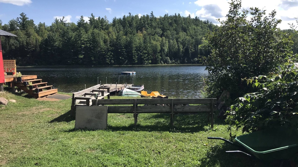 Bonnechere Valley Apartment | Off Grid Cabin