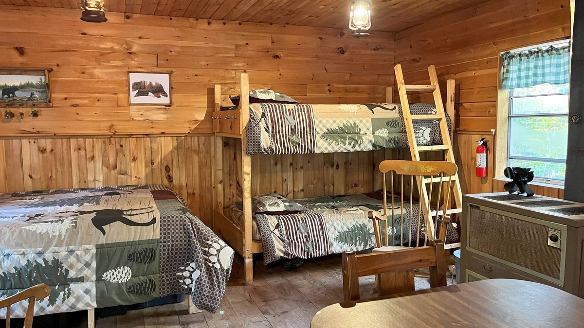 Sheridan Cabin | Off Grid Cabin Adventure Getaway-ATV & Snowmobile Haven