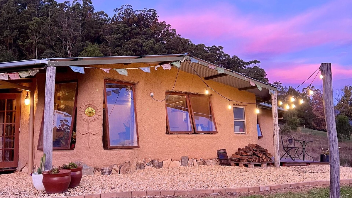 Stewarts River Cottage | Off Grid Cob House