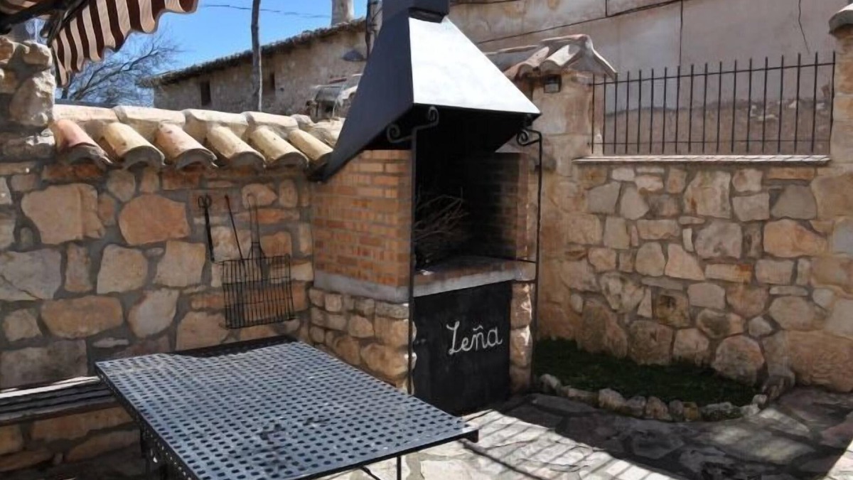 Hinojosa de Jarque Cottage | OFFER ! - Casa Victoria for 10 people