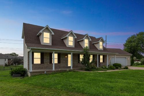 Oglesby House | Oglesby Vacation Home home
