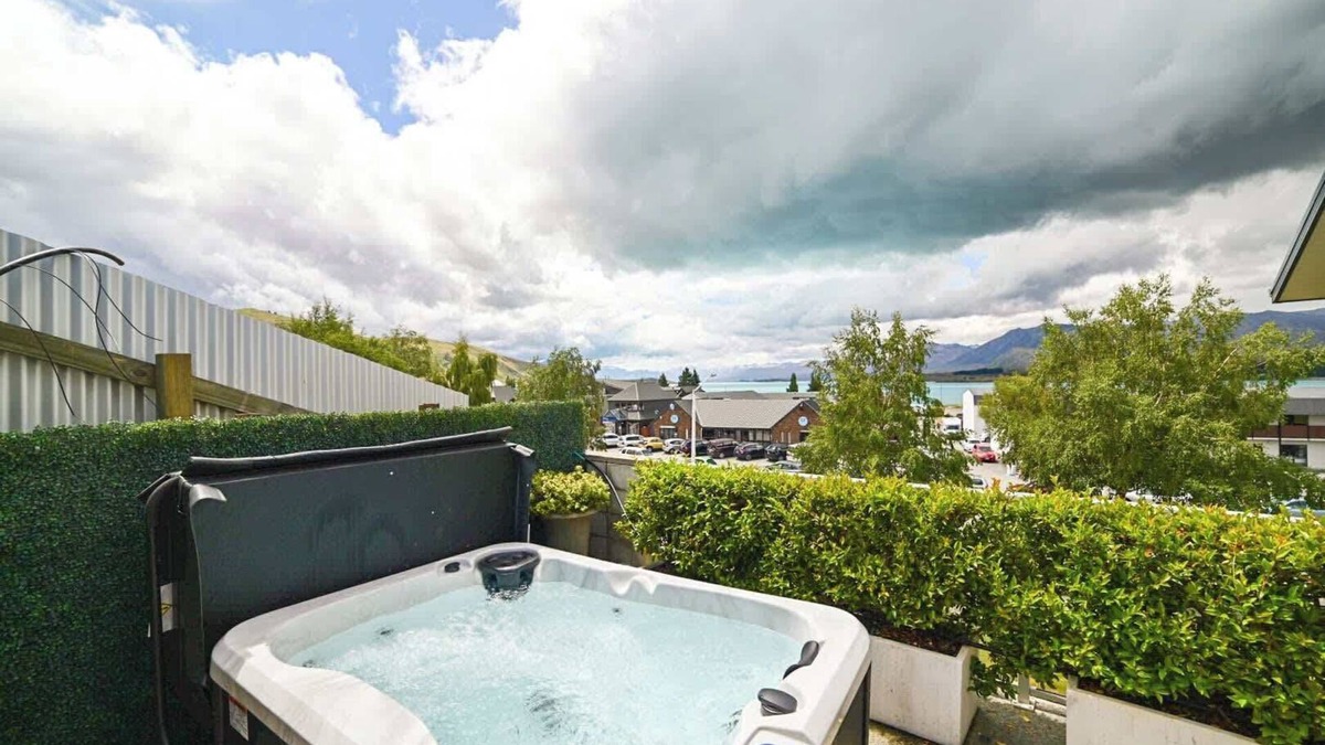 Lake Tekapo House | Ohana Tekapo Vista - 3BR, Hot Tub & Stunning Views