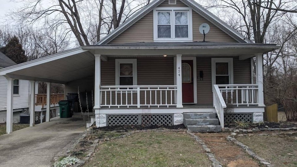Loveland House | Ohio Ave, 3 bed house, Historic Downtown Loveland