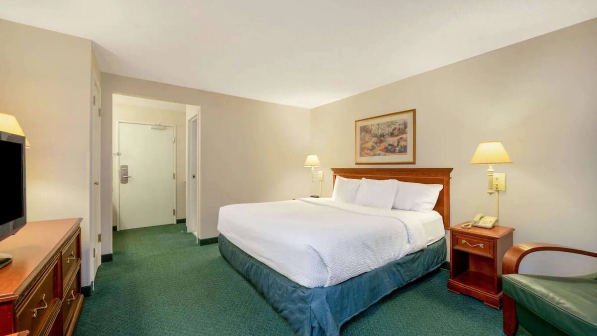 Independence House | OHIO BEST 43