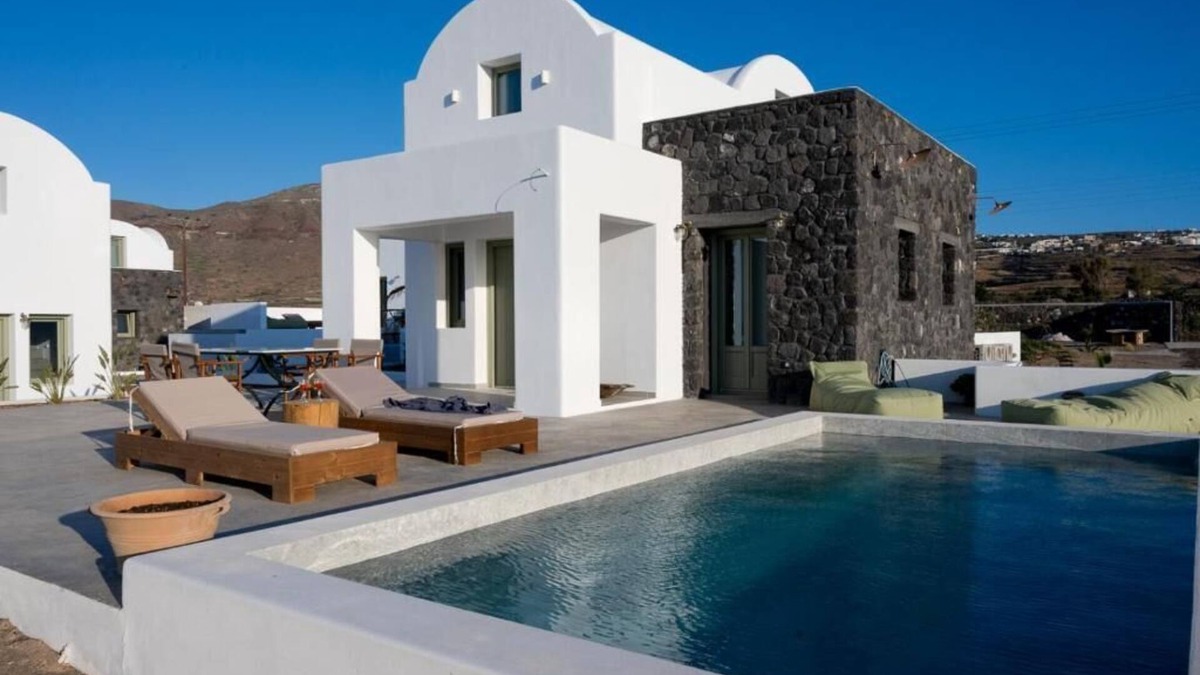 Finikia Villa | Oia Kissiri - private pool Villas